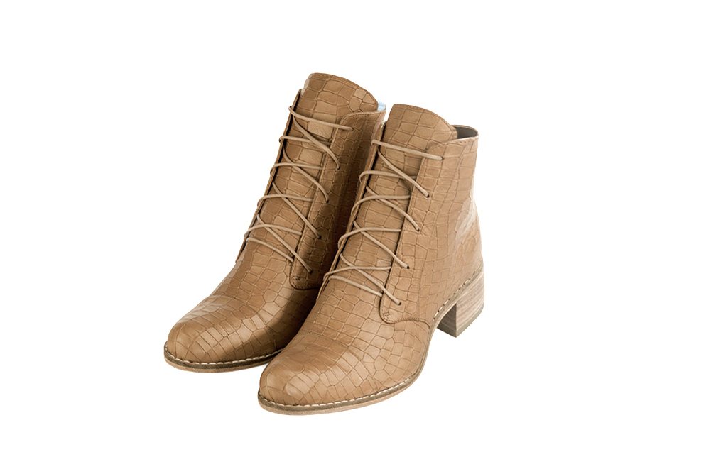 Camel beige women's booties with laces at the front. Round toe. Low leather soles - Florence KOOIJMAN